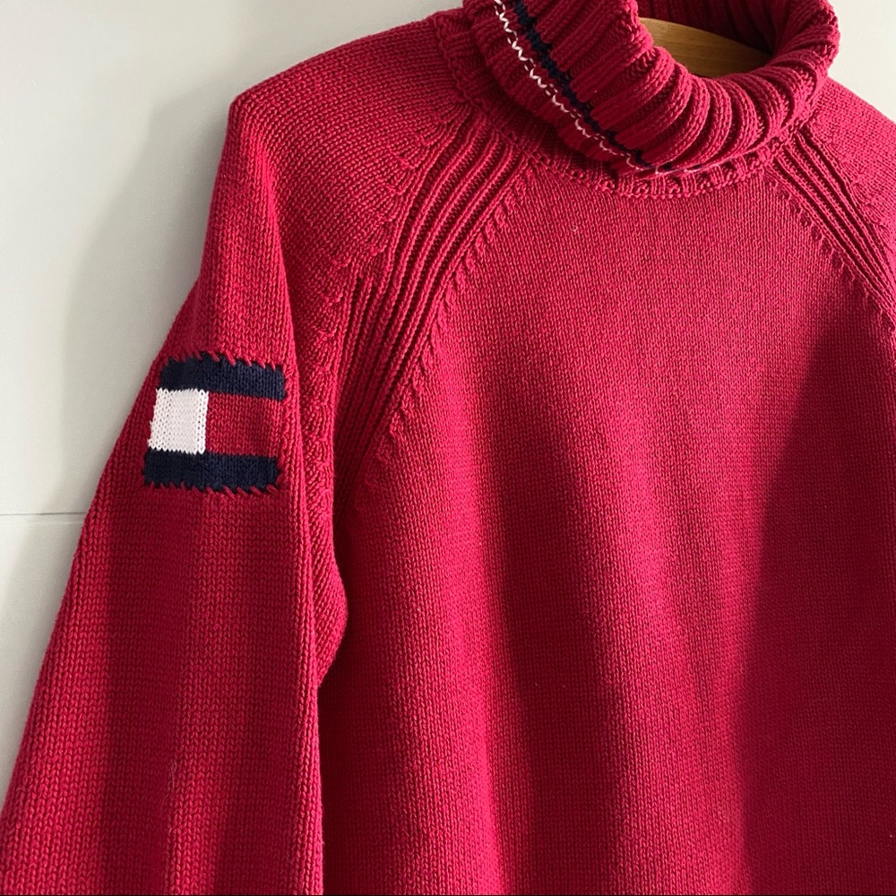 Vintage Tommy Hilfiger sweater